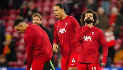 أرنولد يرحل عن ليفربول.. ماذا سيحدث لـ صلاح وفان ديك؟