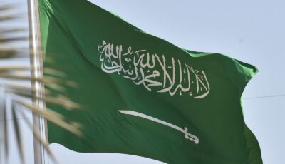 بنوك السعودية تسعى لبيع القروض المتعثرة لتمويل مشروعات جديدة