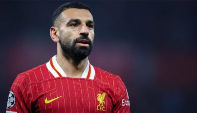 تقارير: محمد صلاح يحسم موقفه من مغادرة ليفربول.. وعقبة شائكة