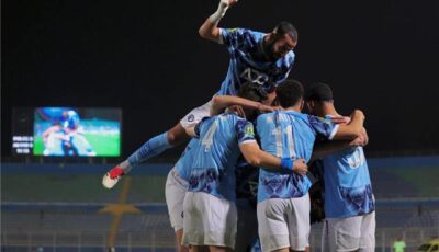 في 9 دقائق.. فيستون ماييلي يسجل هدفين لـ بيراميدز أمام الجيش الملكي (فيديو)