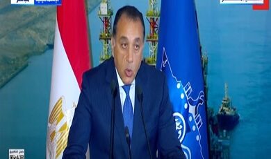 رئيس الوزراء: قناة السويس الجديدة مثلت شريانا حيويا يربط الشرق بالغرب