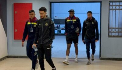 وصول نادي الجيش الملكي لاستاد الدفاع الجوي لمواجهة بيراميدز.. بالصور