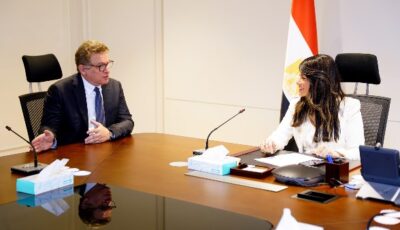 رانيا المشاط تبحث تطورات تنفيذ الاستراتيجية القُطرية