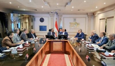 الإسكان تتابع تنفيذ مشروعات مياه الشرب والصرف الصحي بمبادرة حياة كريمة