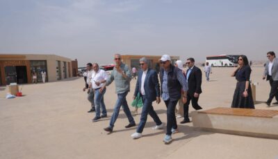 وزارة السياحة تواصل متابعتها المستمرة لبدء التشغيل التجريبي لمشروع تطوير الخدمات بمنطقة أهرامات الجيزة
