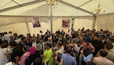 انتخابات نقابة الصحفيين.. طوابير أمام صناديق الاقتراع ومندوبو المرشحين للناخبين: صوتك أمانة