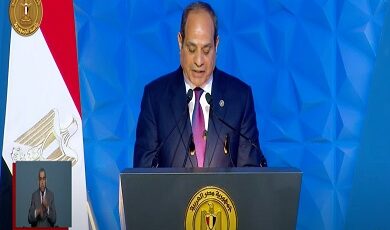 الرئيس السيسي: عمال مصر سطروا عبر التاريخ أروع صفحات البذل والعطاء