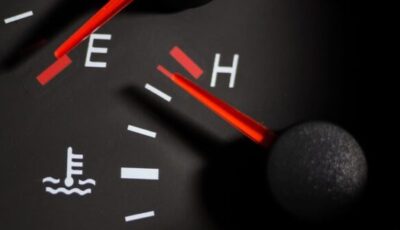 5 أسباب تؤدي لارتفاع درجة حرارة المحرك