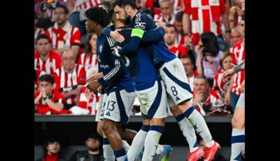 رقم غريب لمانشستر يونايتد في اليوروبا ليغ