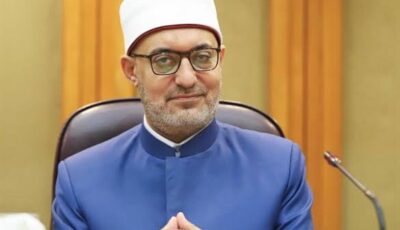مفتي الجمهورية مشيدًا بعمال مصر: الإخلاص في العمل طريق التنمية وسبيل العزة
