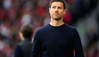 مدرب ريال مدريد يتبنى موقف مدرب مايوركا ضد الحكم