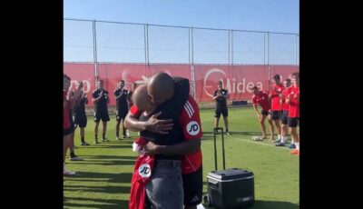 فيديو لحظة إنسانية مؤثرة في تدريبات إشبيلية