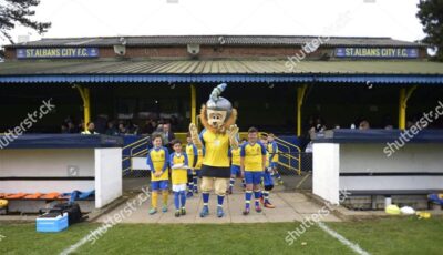 فيديو – هذا هو الماسكوت السكران