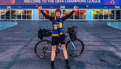 مشجّع بلجيكي سافر إلى مدريد بالدراجة لحضور فريقه