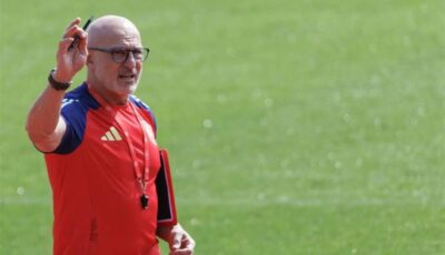 إسبانيا دي لا فوينتي تحطّم رقم الجيل الذهبي