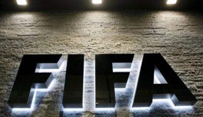 فيفا يجمّد انتقالات ثلاثة أندية إفريقية