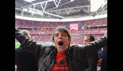 وفاة الفنان الذي أنشد صوت مانشستر